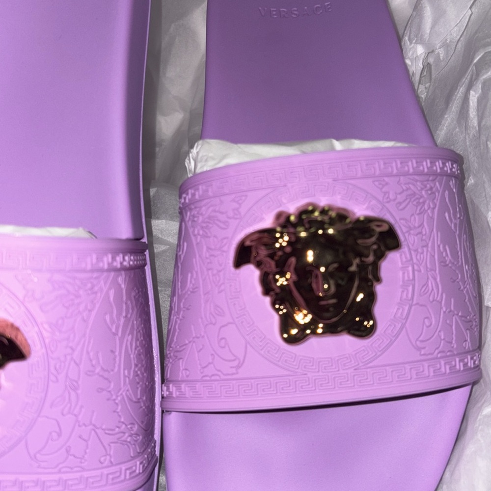 Versace Pool Slides - Picture 6 of 6